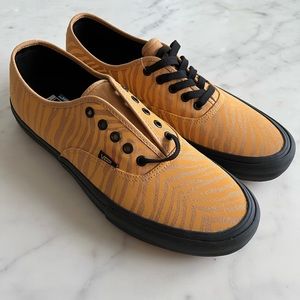 VANS Men’s Zebra Print size 12